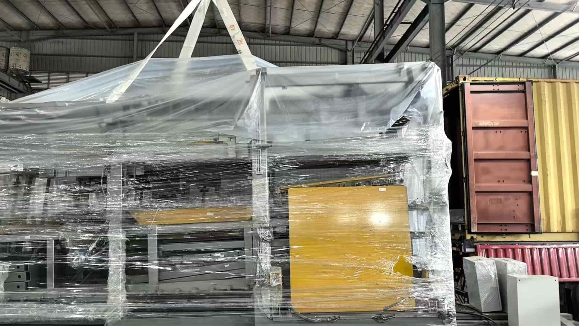 Autoamtic Cuber system container loading.jpg