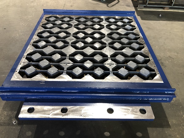 Harex grass 90mm paver mould 08.jpg