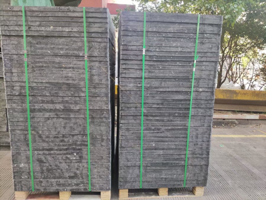 GMT Pallet in strapping.jpg