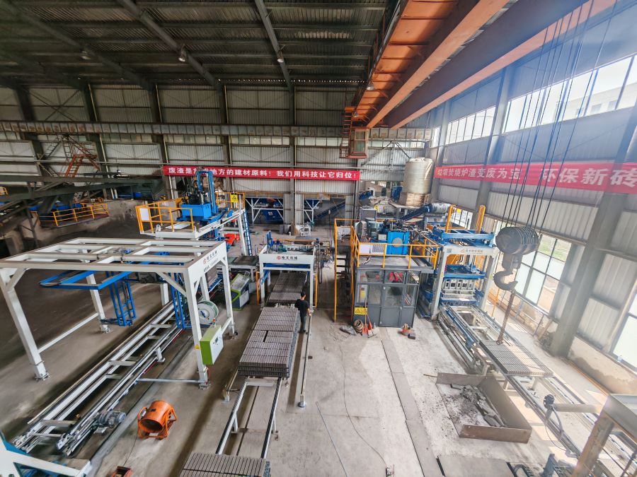 HAWEN QT18 Fully Automatic Block Production Line with Curing Chamber