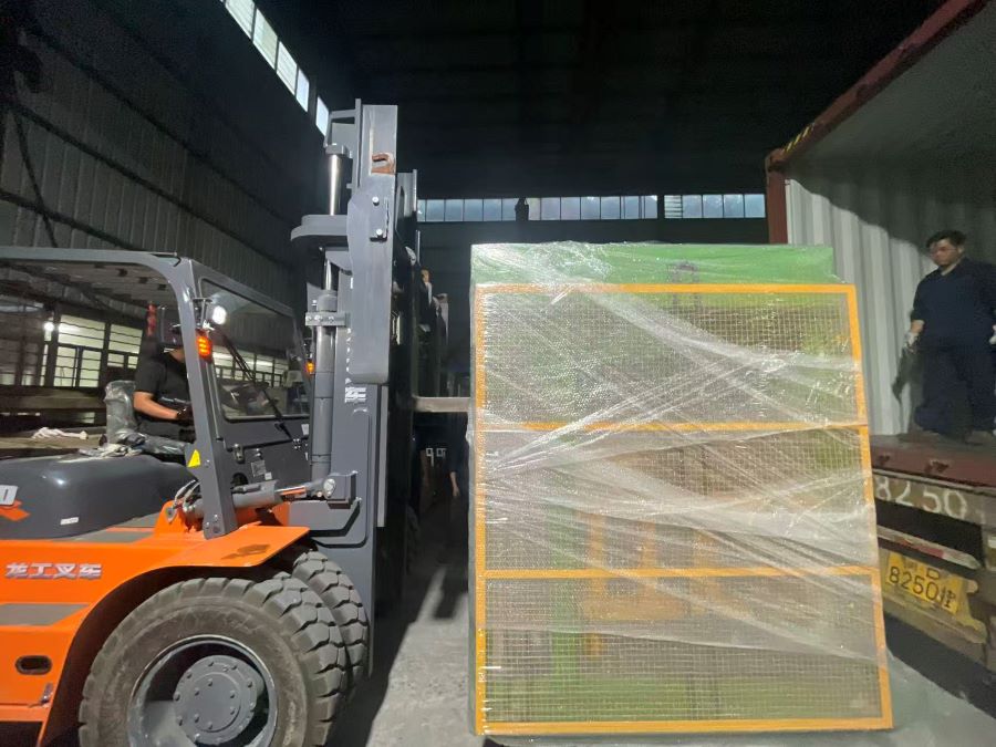 Automatic block stacker.jpg