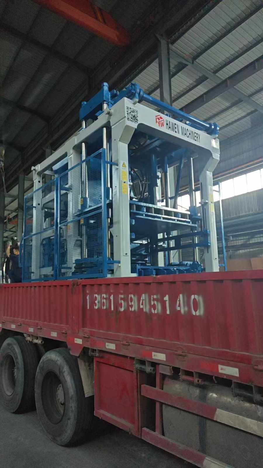 QT10-15  block making machine.jpg