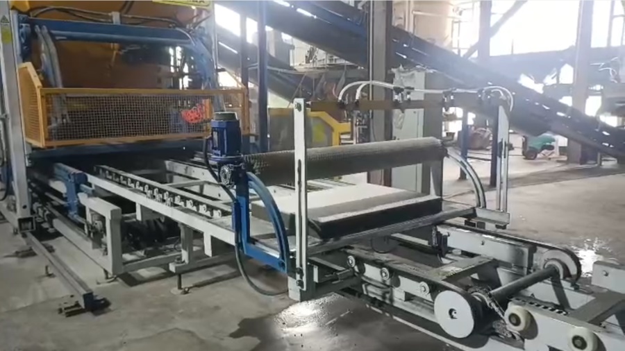 QT9 Paver Block Making Machine