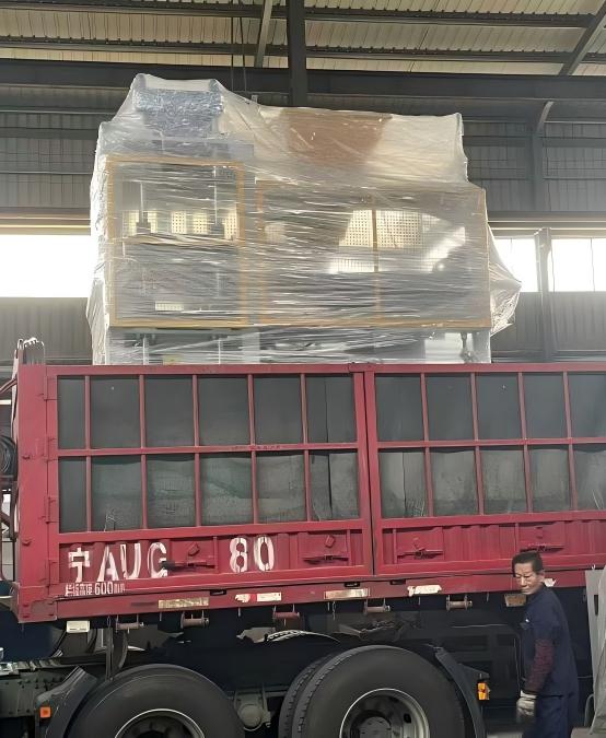 QT6-15 block making machine.jpg QT6-15 block making machine.jpg