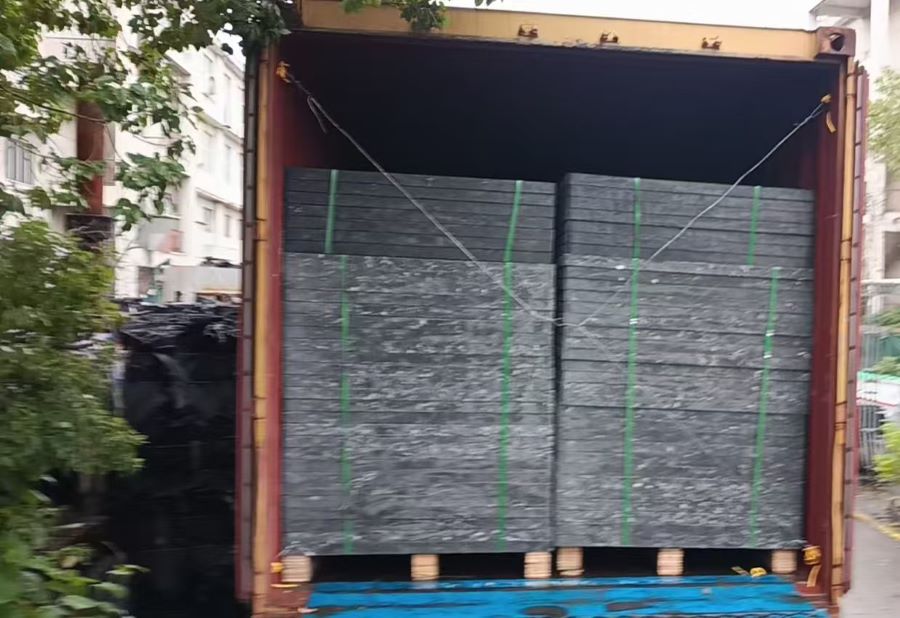 GMT pallet Container Loading.jpg