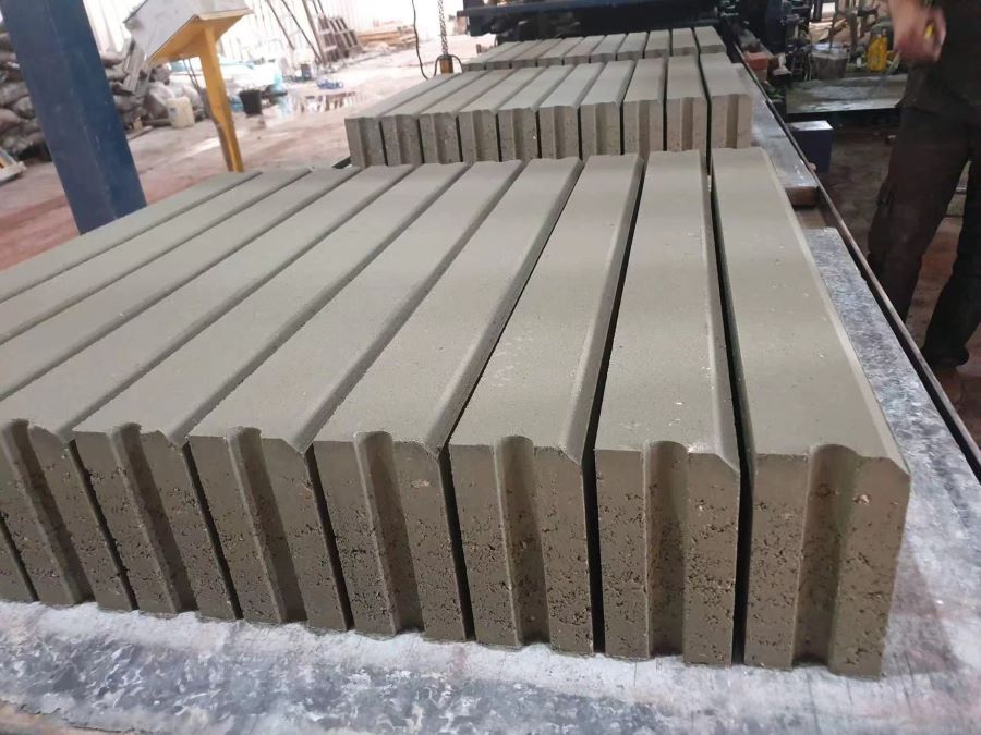 GMT Pallet for Curb stone production.jpg