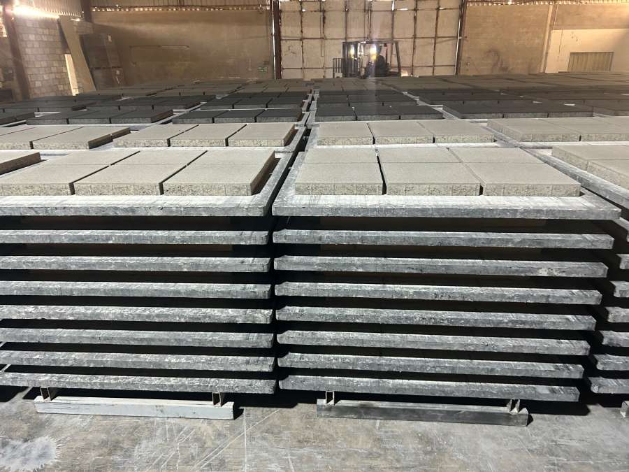 GMT Pallet for pavers production.jpg