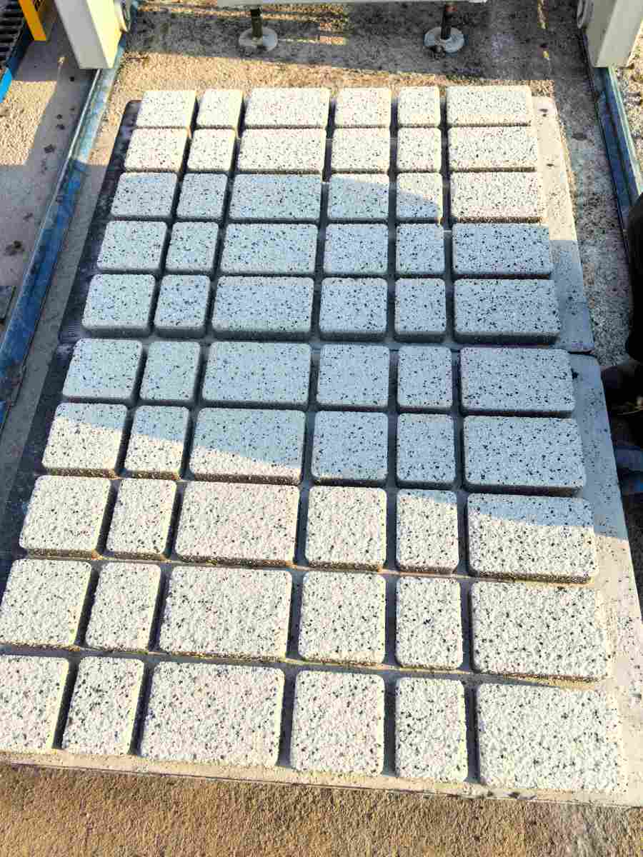 Combination rectangular pavers.jpg