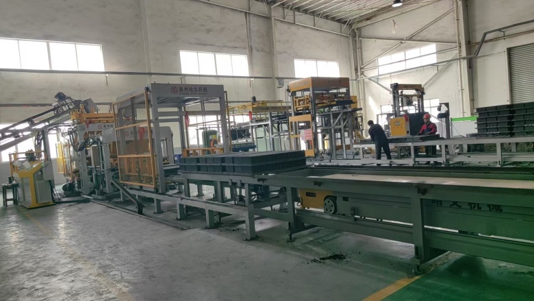 Hawen QT10-15 Automatic Brick Making Plant with RGV System