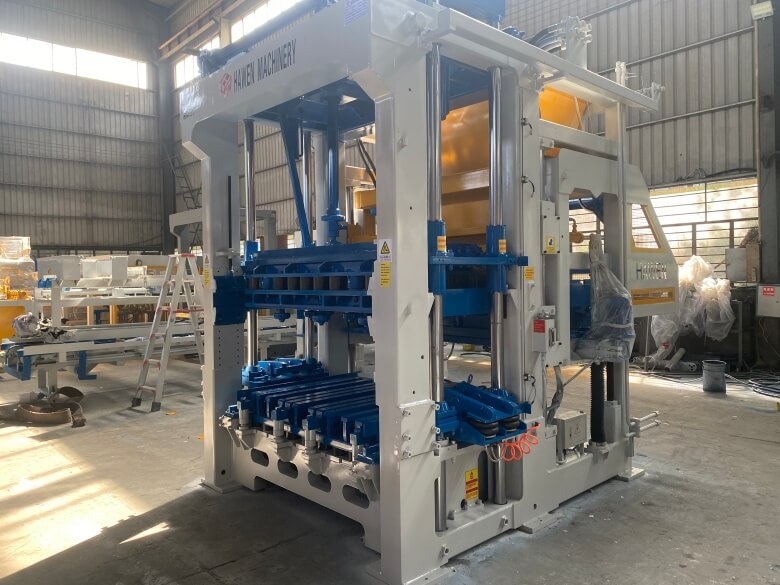 QT12-15 Block Making Plant