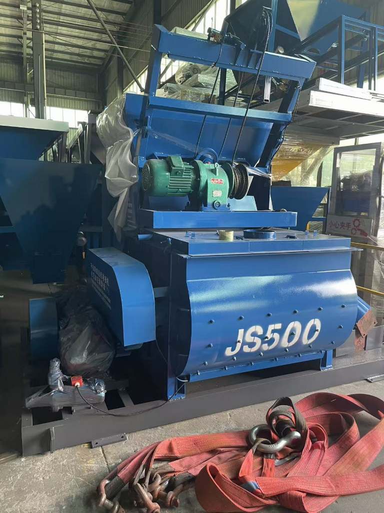 How Mixer Blade Wear Affects Concrete Block Strength and Color Consistency