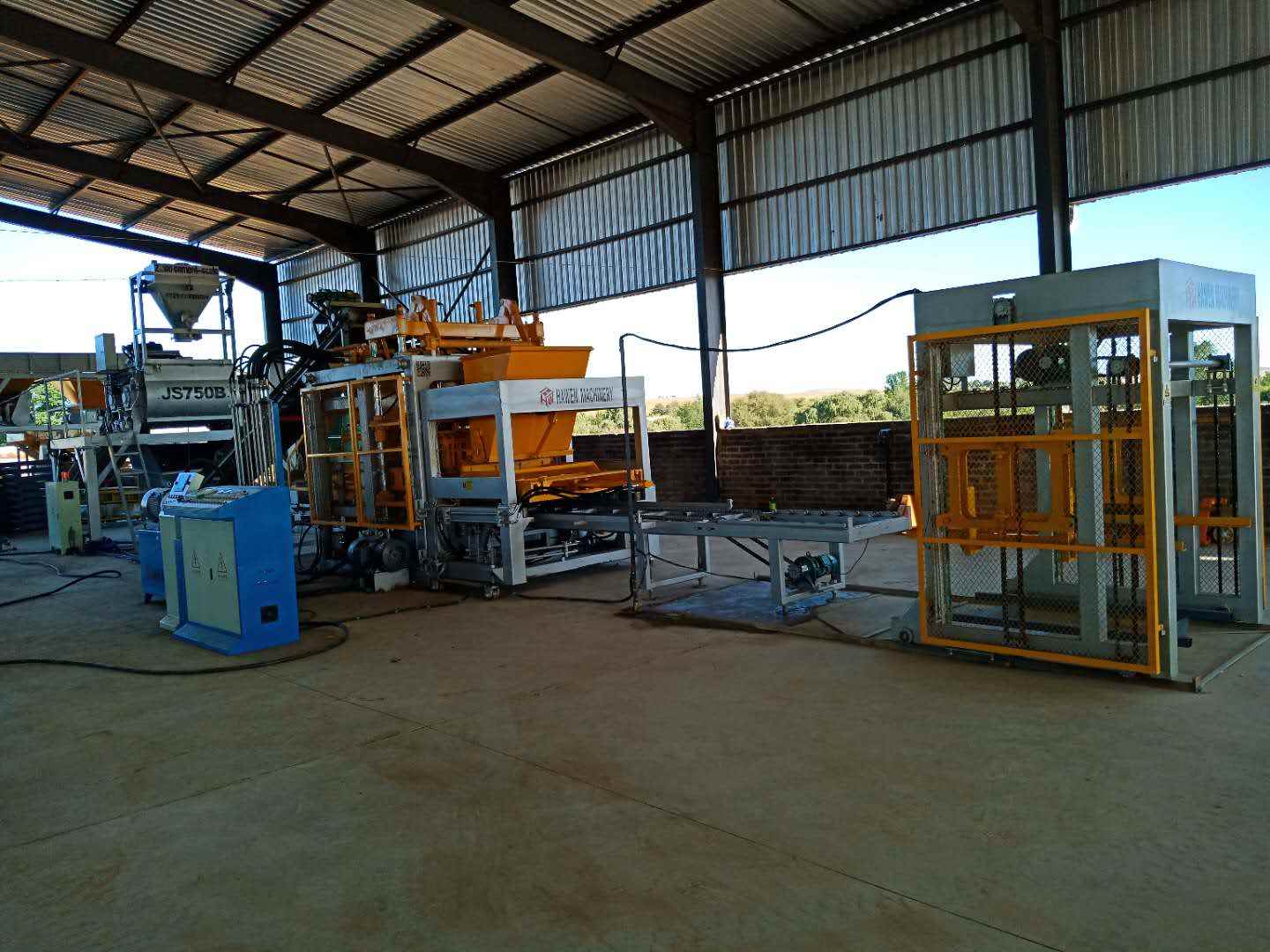 How Do Hydraulic and Mechanical Systems Determine the Quality of an Automatic Concrete