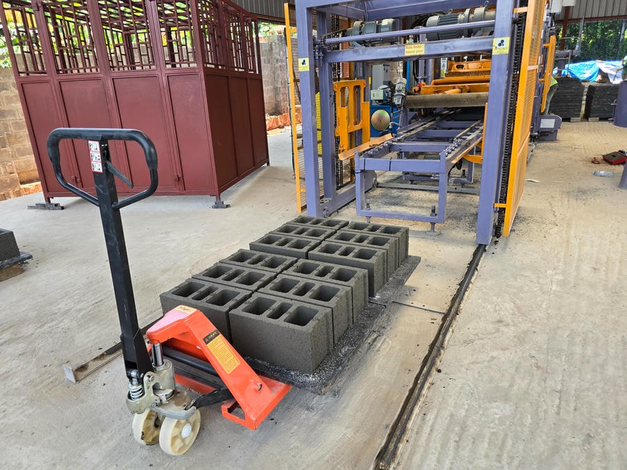 How to Set Up Remote Monitoring for a Concrete Block Production Line