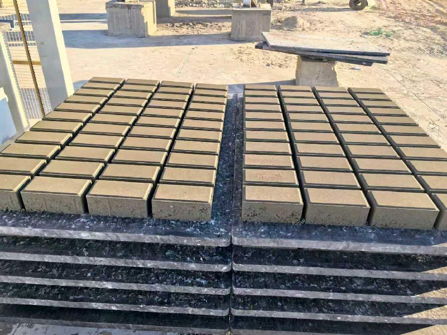 Uniform rectangular colored pavers produced in repeated cycles